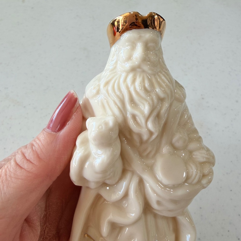 Lenox‎ Ivory China Santa Claus Figurine Gold Trim 4.5 Inch Holiday Decor - Picture 5 of 10